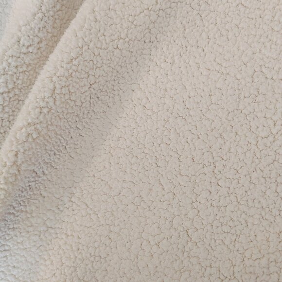 WOMEN'S ARITZIA SUNDAY BEST OVERSIZED IVORY SHERPA HOODIE MEDIUM - Picture 10 of 13